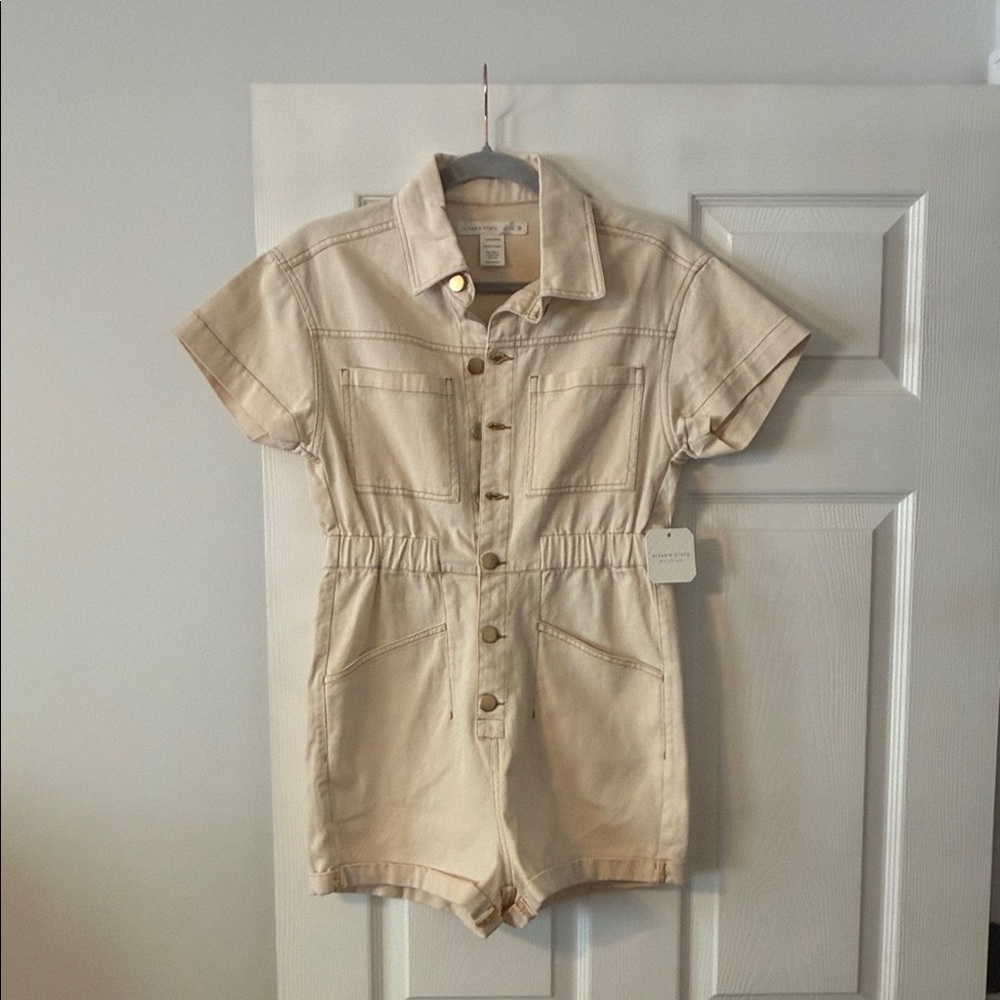 Altrad State Cream Short-Sleeve Denim Romper with Button Front and pockets - Picture 1 of 8